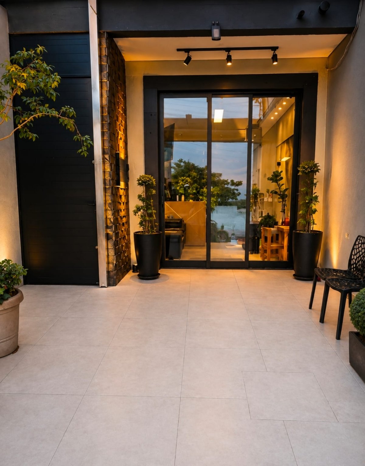 Entrada moderna e sofisticada do Studio New Hair